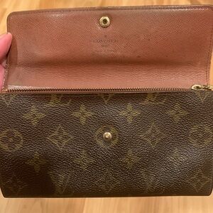 LOUIS VUITTON VINTAGE EMILIE MONOGRAM WALLET